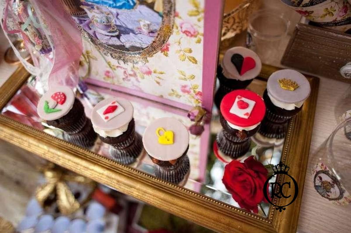 Στολισμός Βάπτισης με θέμα Η Αλίκη στην χώρα των Θαυμάτων Κωδ 74731,Roberto Creations | Στολισμός Βάπτισης, Θέμα Βάπτισης, Θέμα Στολισμού Βάπτισης Θεματικοί Στολισμοί Βάπτισης, Στολισμός Βάπτισης με θέμα, Προσκλητήρια, Μπομπονιέρες, Γάμος, βάπτιση, βαπτιστικά, Κουτιά Βάπτισης,Στολισμός,Στολισμός Βάπτισης,Θέμα Βάπτισης Η Αλίκη στην χώρα των Θαυμάτων,Στολισμός Βάπτισης