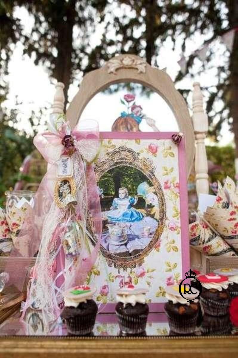Στολισμός Βάπτισης με θέμα Η Αλίκη στην χώρα των Θαυμάτων Κωδ 74744,Roberto Creations | Στολισμός Βάπτισης, Θέμα Βάπτισης, Θέμα Στολισμού Βάπτισης Θεματικοί Στολισμοί Βάπτισης, Στολισμός Βάπτισης με θέμα, Προσκλητήρια, Μπομπονιέρες, Γάμος, βάπτιση, βαπτιστικά, Κουτιά Βάπτισης,Στολισμός,Στολισμός Βάπτισης,Θέμα Βάπτισης Η Αλίκη στην χώρα των Θαυμάτων,Στολισμός Βάπτισης